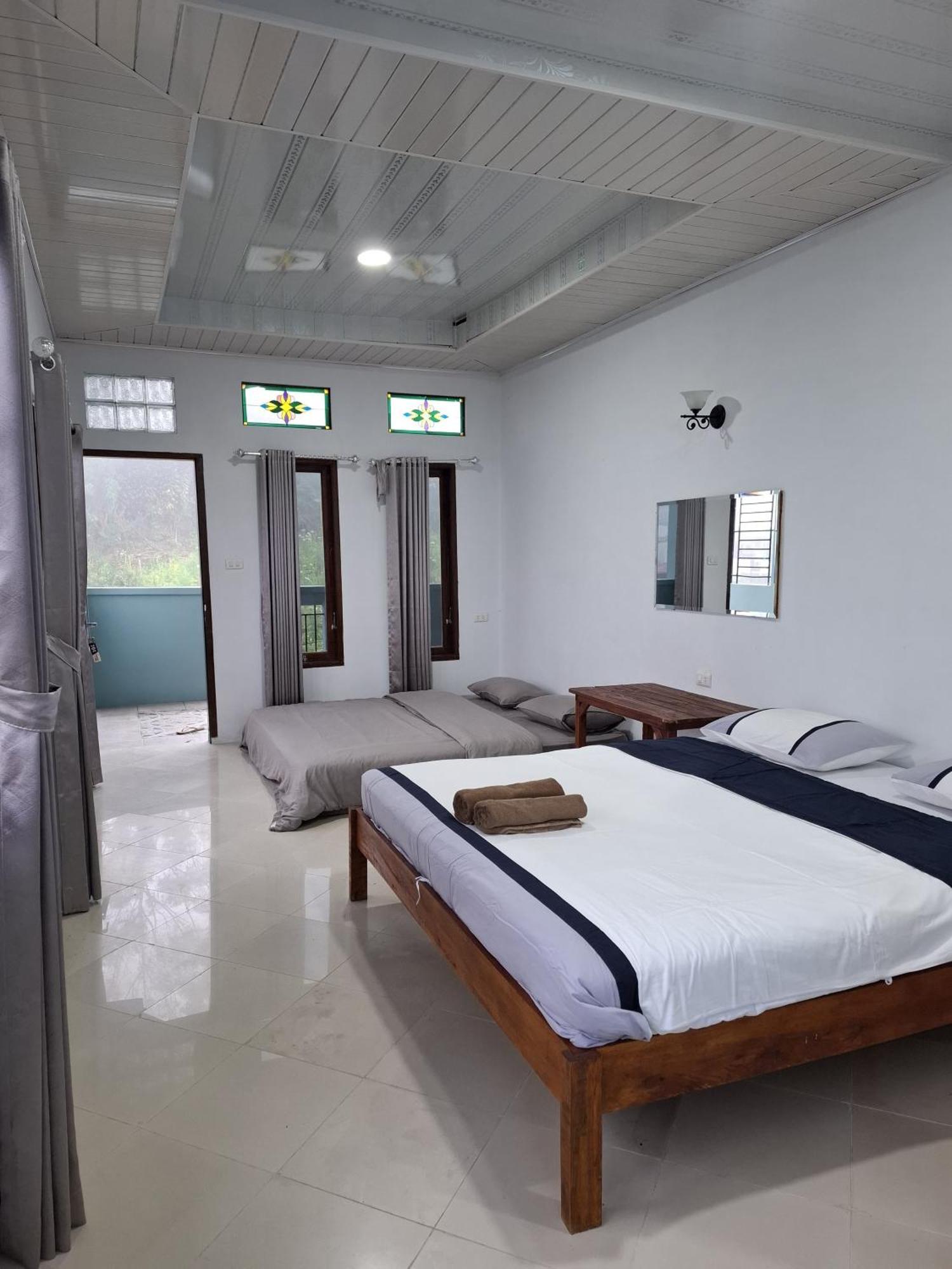 Smiley'S Homestay Berastagi Exterior photo